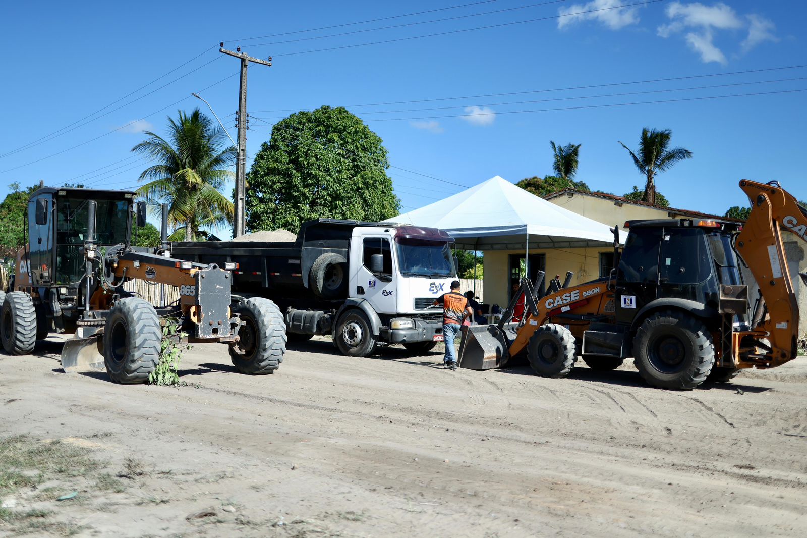 Atalaia inicia pavimentação asfáltica no Assentamento Boa Fé e leva mais infraestrutura à zona rural
